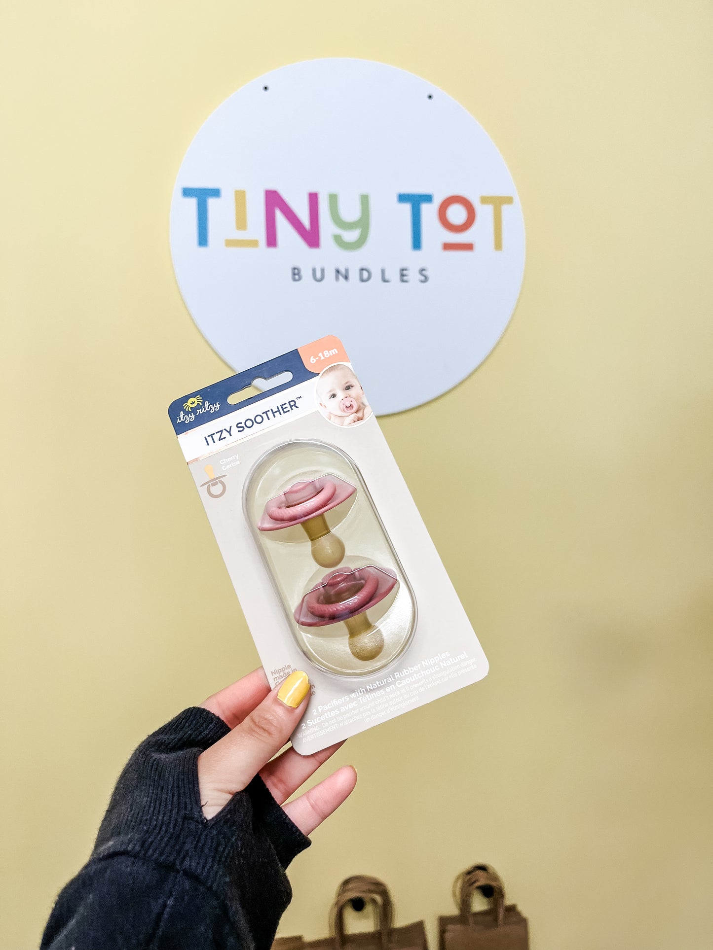 Itzy Soother™ Natural Rubber Paci Sets