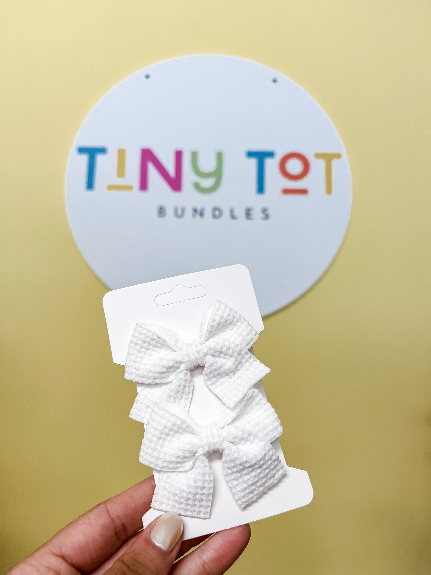 Blakely Bow Clip