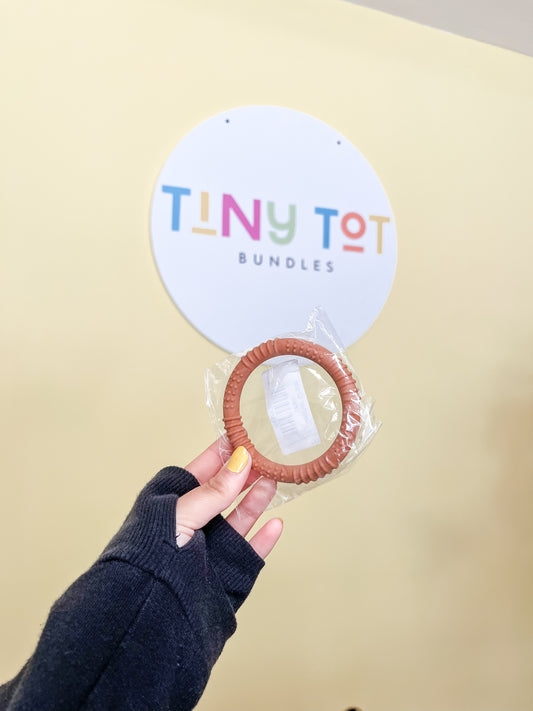 Circle teether