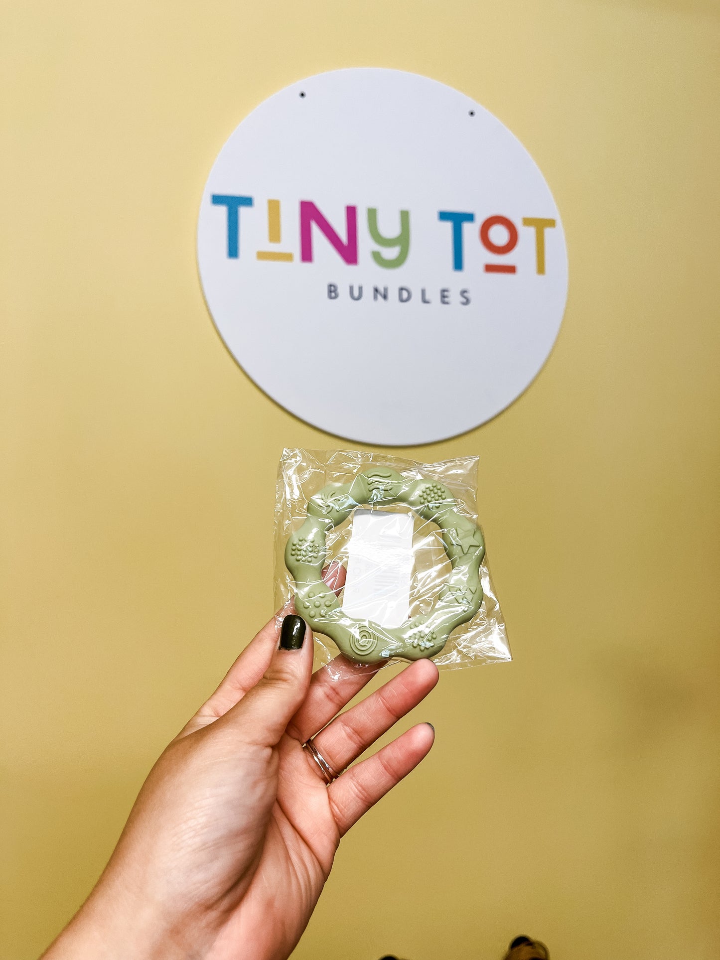 Wiggly teether Circle