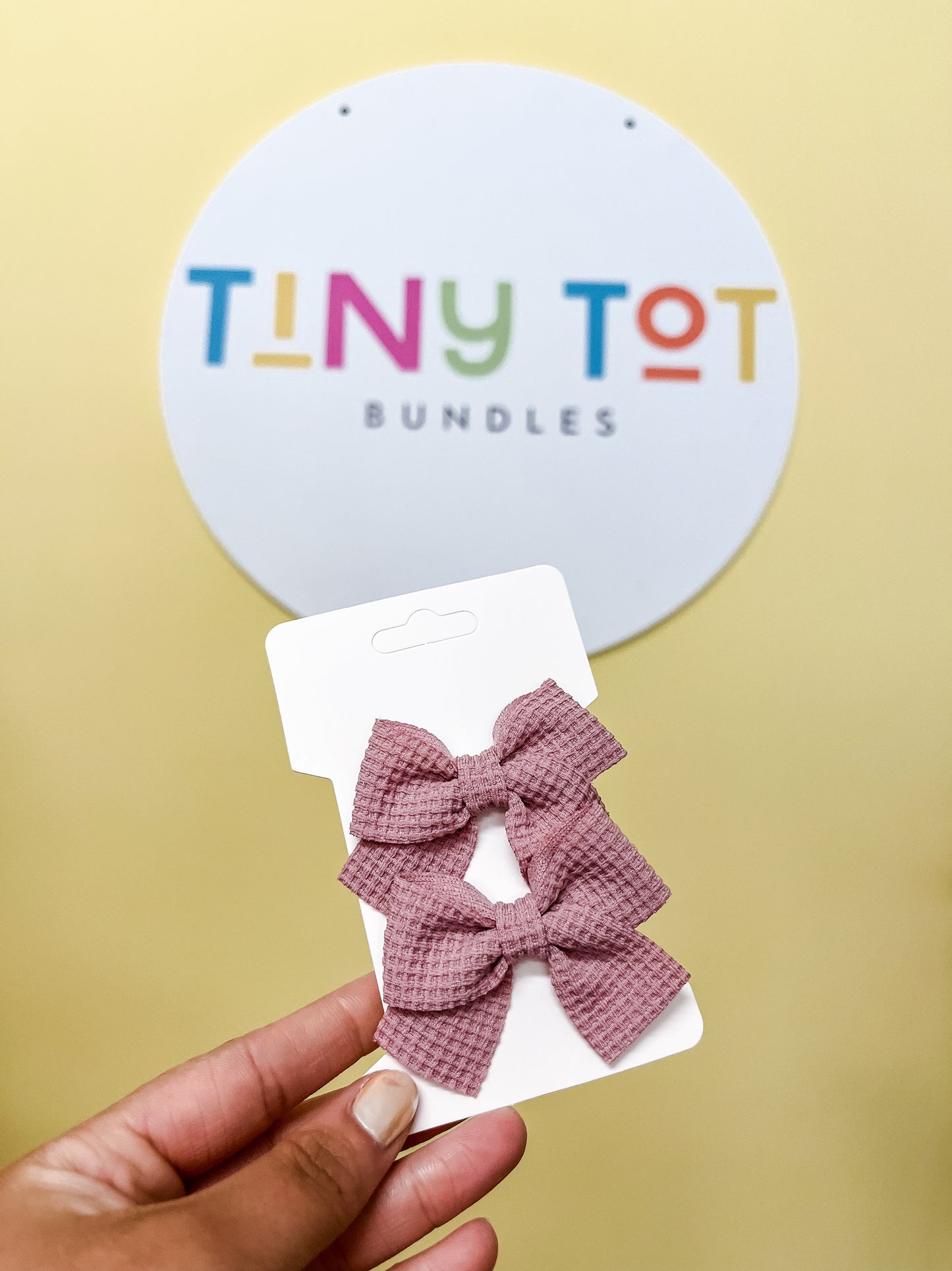 Blakely Bow Clip