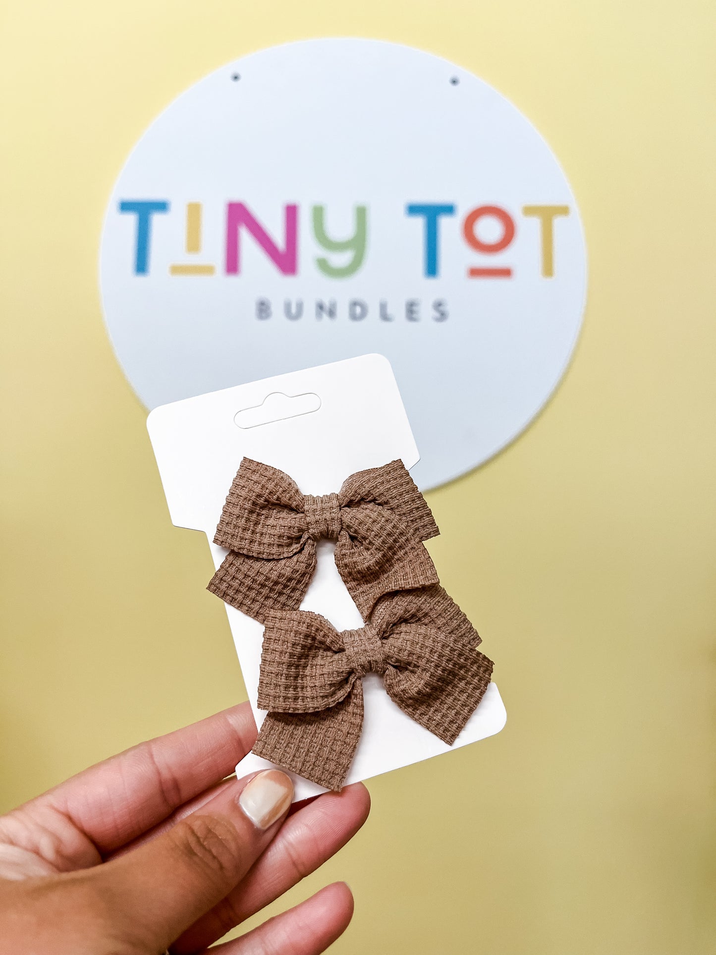 Blakely Bow Clip