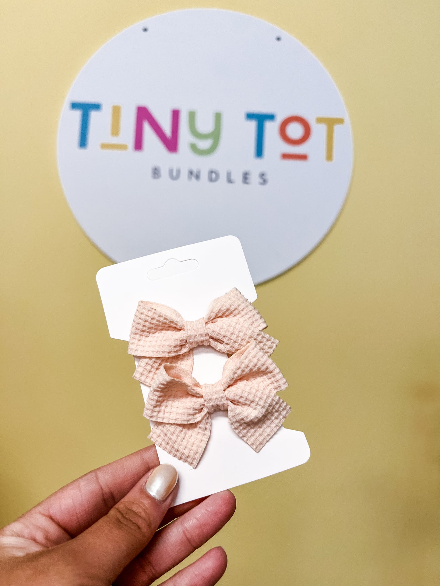 Blakely Bow Clip